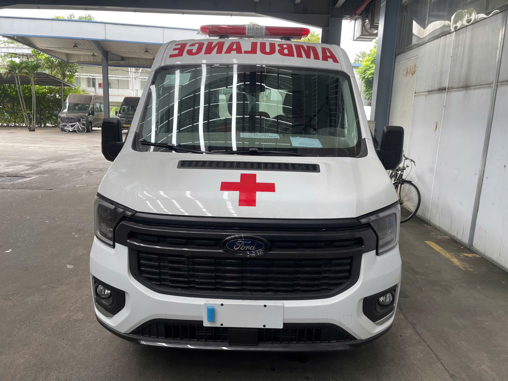Ford Transit Cứu Thương